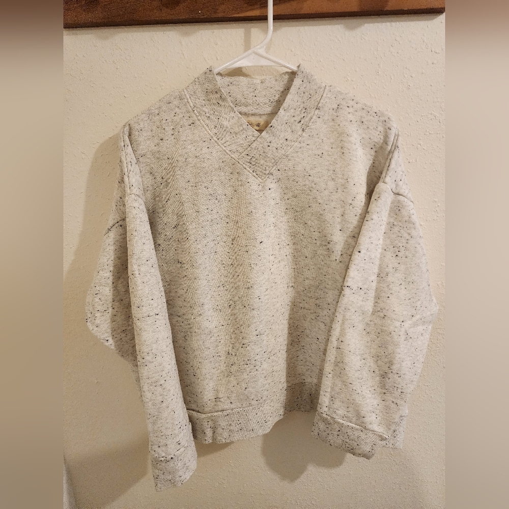 Madewell Speckled Light Gray V-Neck Sweater